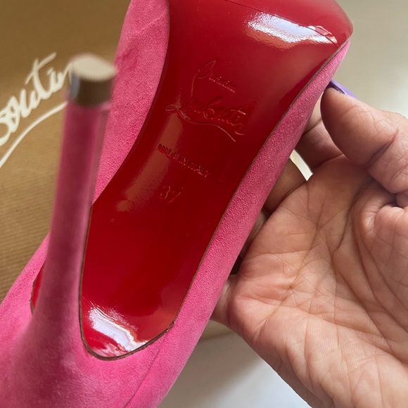 Christian Louboutin 100mm, pink suede pump. Size 37. True to size. - Picture 7 of 7